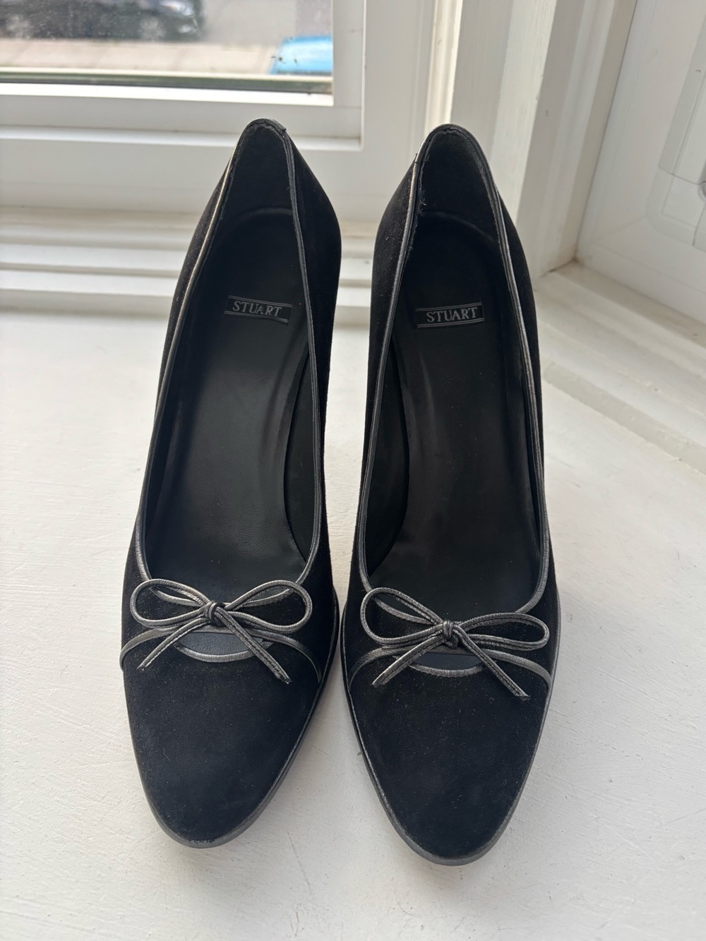 Vintage Stuart Weitzman Heels 
Size 8-8.5